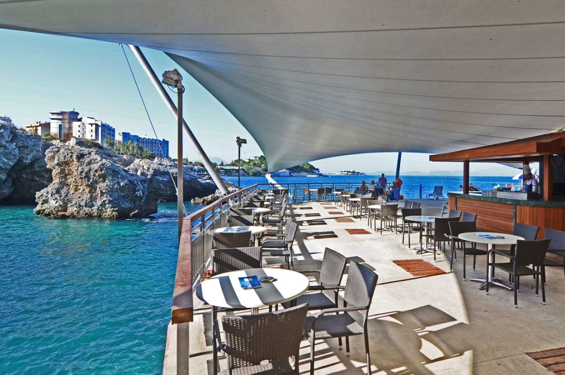 Korumar Hotel Deluxe – Kusadası