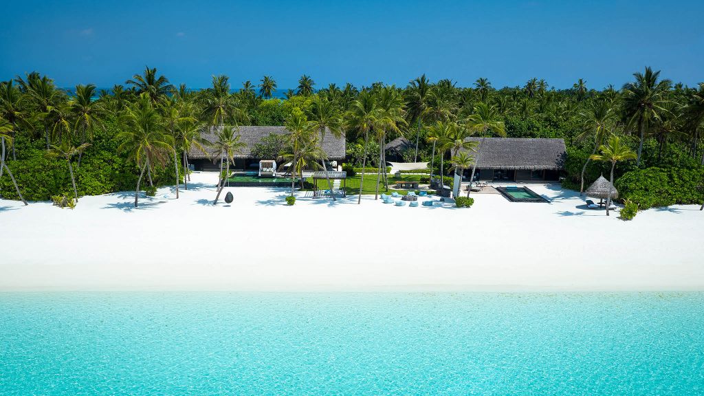 002804-05-OneAndOnly_ReethiRah_Accommodation_GrandSunsetResidence_Aerial-1 copy One&Only Reethi Rah, Maldives