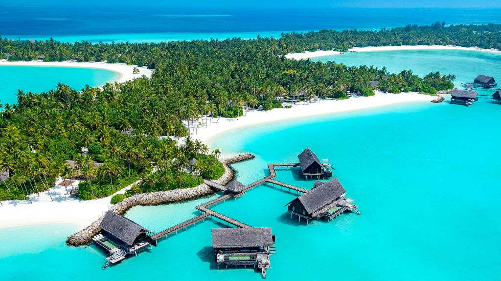 002804-12-OneAndOnly_ReethiRah_Accommodation_WaterVillasWithPool_Aerial-1_ALT copy One&Only Reethi Rah, Maldives