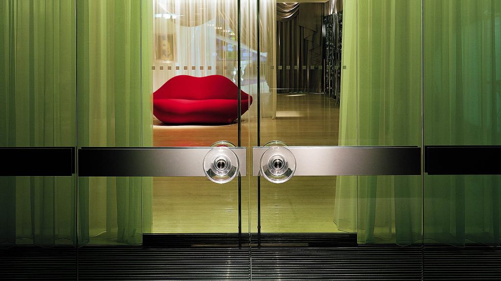 Sanderson London