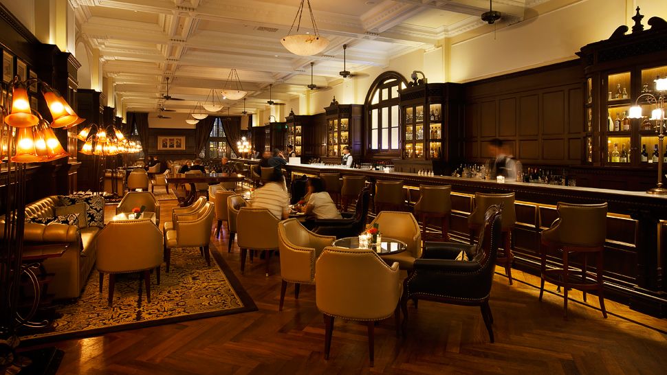 008108-03-bar Waldorf Astoria Shanghai on the Bund