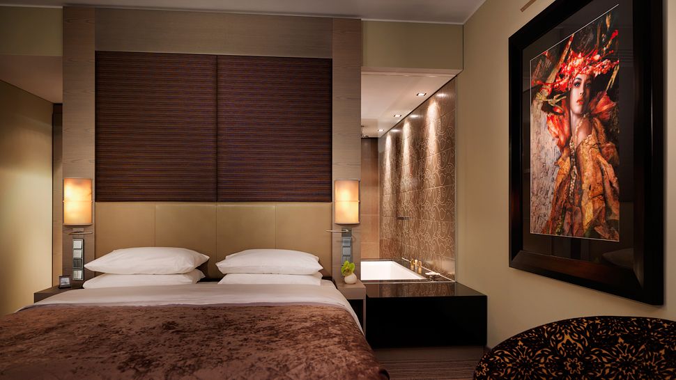 009739-06-Room-King Hyatt Regency Dusseldorf