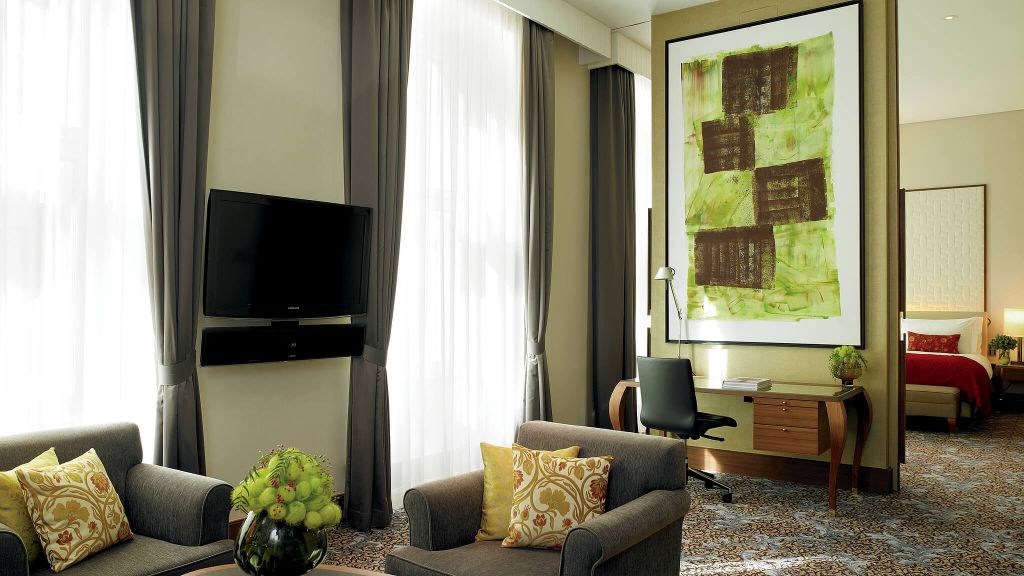 010772-19-Executive Suite_The Ritz-Carlton, Vienna The Ritz-Carlton, Vienna