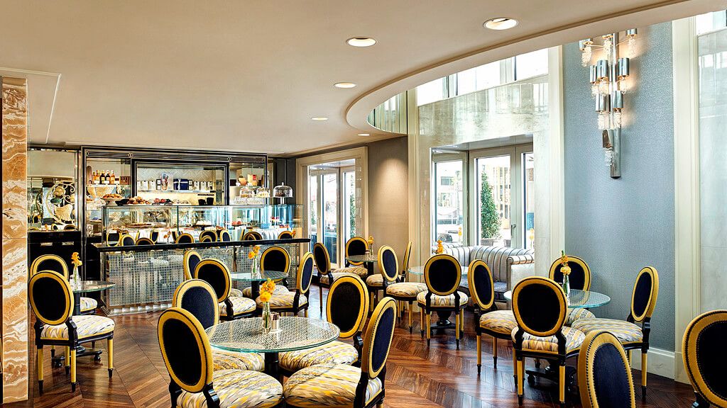 011163-10-Cafe Am Hof Park Hyatt Vienna