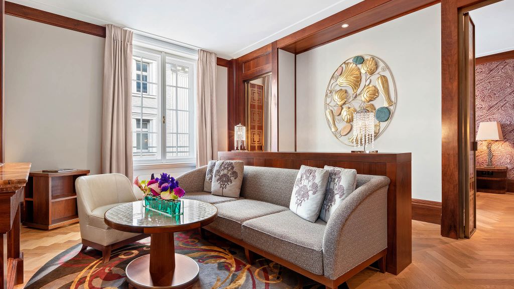 011163-Park-Hyatt-Vienna-Park-Suite-Deluxe-Living-Room Park Hyatt Vienna