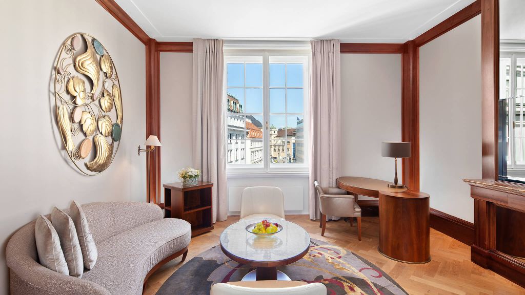 011163-Park-Hyatt-Vienna-Park-Suite-View-Living Room Park Hyatt Vienna