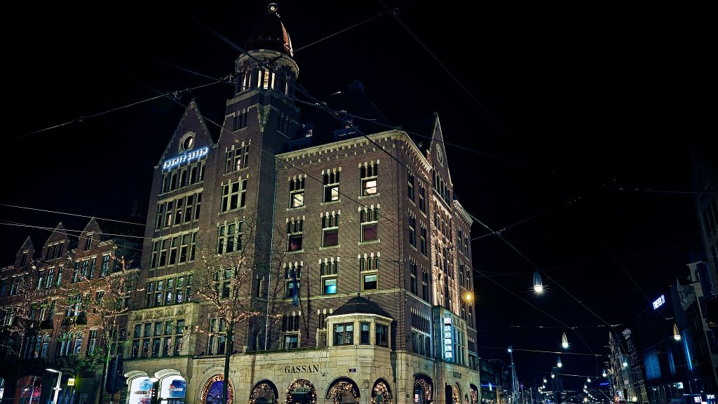 169312-04-exterior-night 073 1-proof-xmas TwentySeven Hotel Amsterdam
