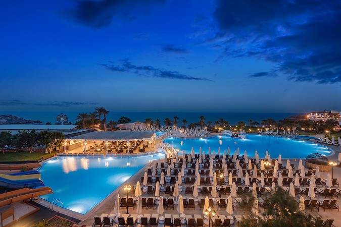 Acapulco Resort Convention & Spa