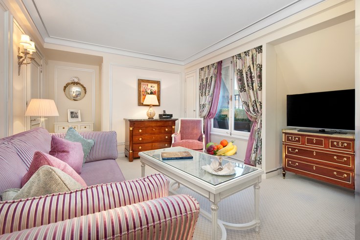 lw0420_64236269_790x490 The Ritz London