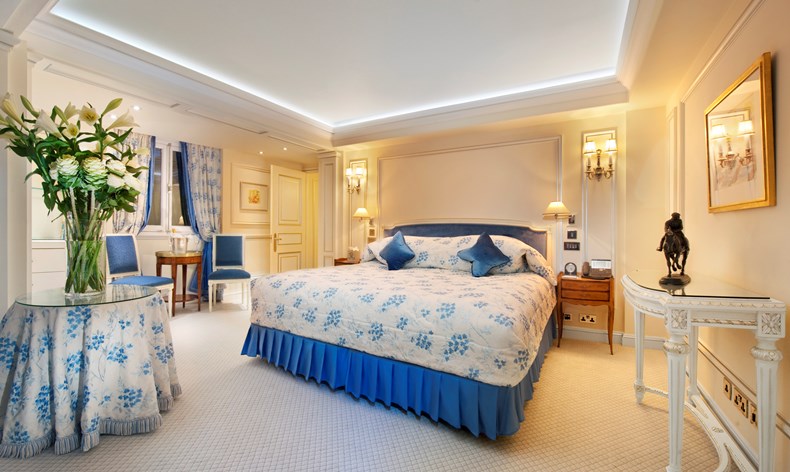 lw0420_64236285_790x490 The Ritz London