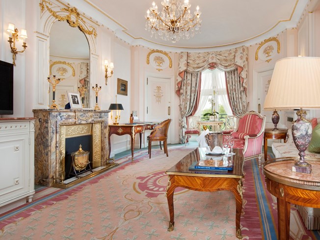 lw0420_69378022_790x490 The Ritz London