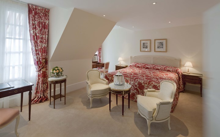 lw0612_40591769_720x450 Le Bristol Paris