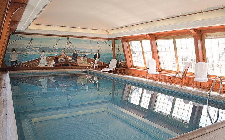 lw0612_60797535_720x450 Le Bristol Paris