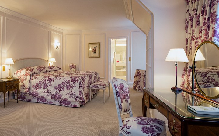 lw0612_94058768_720x450 Le Bristol Paris