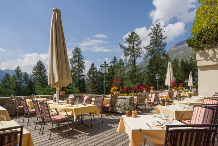 lw1616_72989025_790x490 Suvretta House