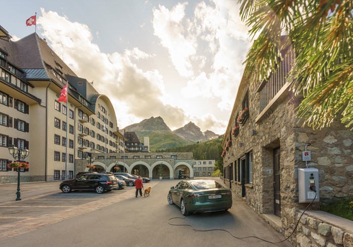 lw1616_77392463_790x490 Suvretta House