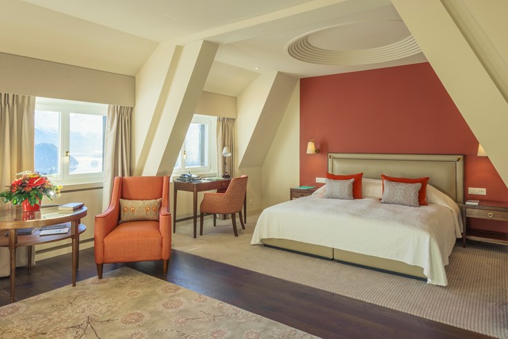 lw1616_82739348_790x490 Suvretta House