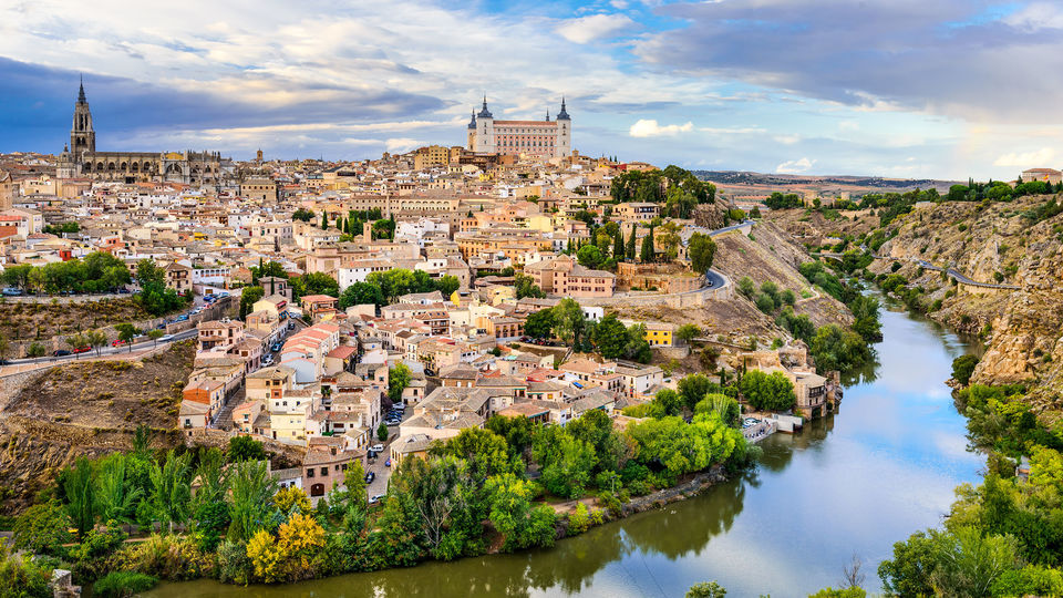 Toledo & Segovia Tour from Madrid with Alcázar Ticket