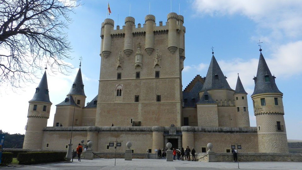 From Madrid: Full Day Avila, Segovia and El Escorial Tour