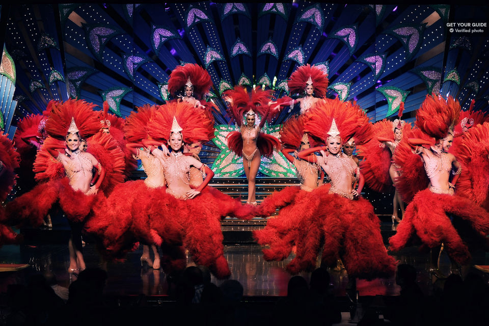 tour_img-1397001-145 Paris: Moulin Rouge Show with Champagne
