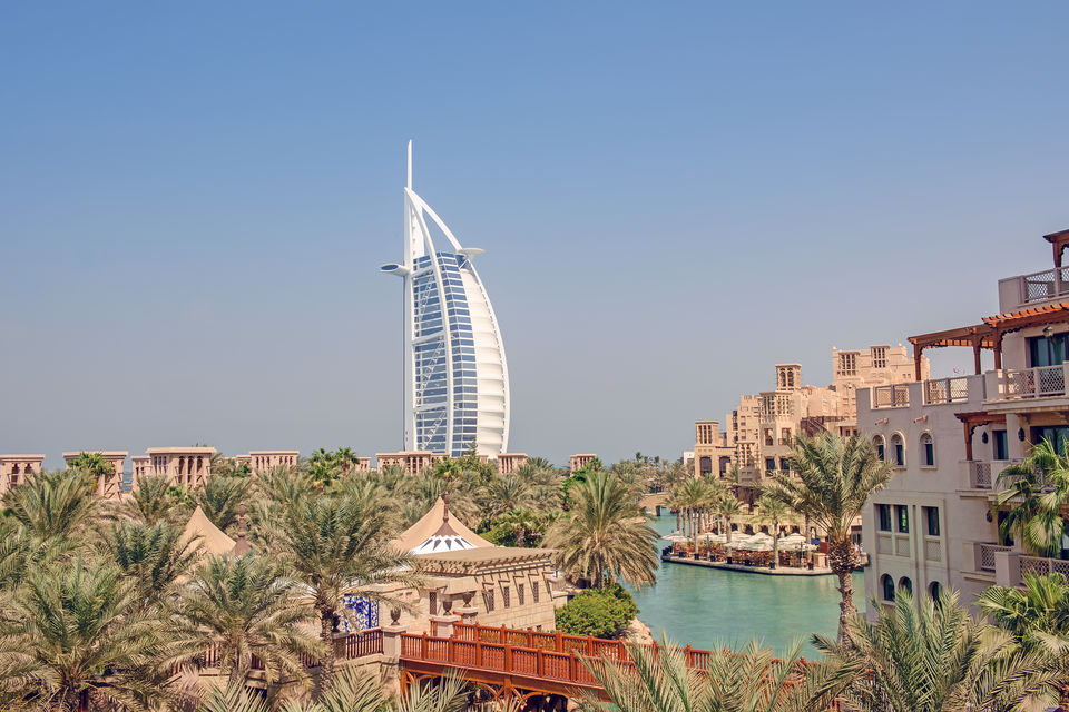 Dubai: Old and Modern Dubai City Tour with Blue Mosque Visit