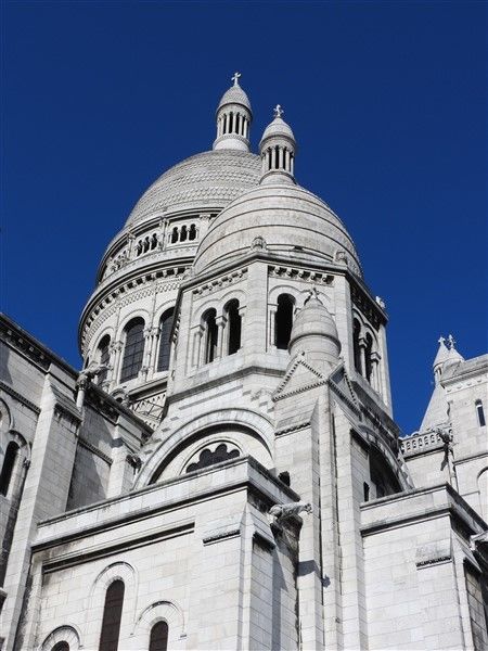 Sacré-Coeur and Montmartre Tour with Expert Guide Paris