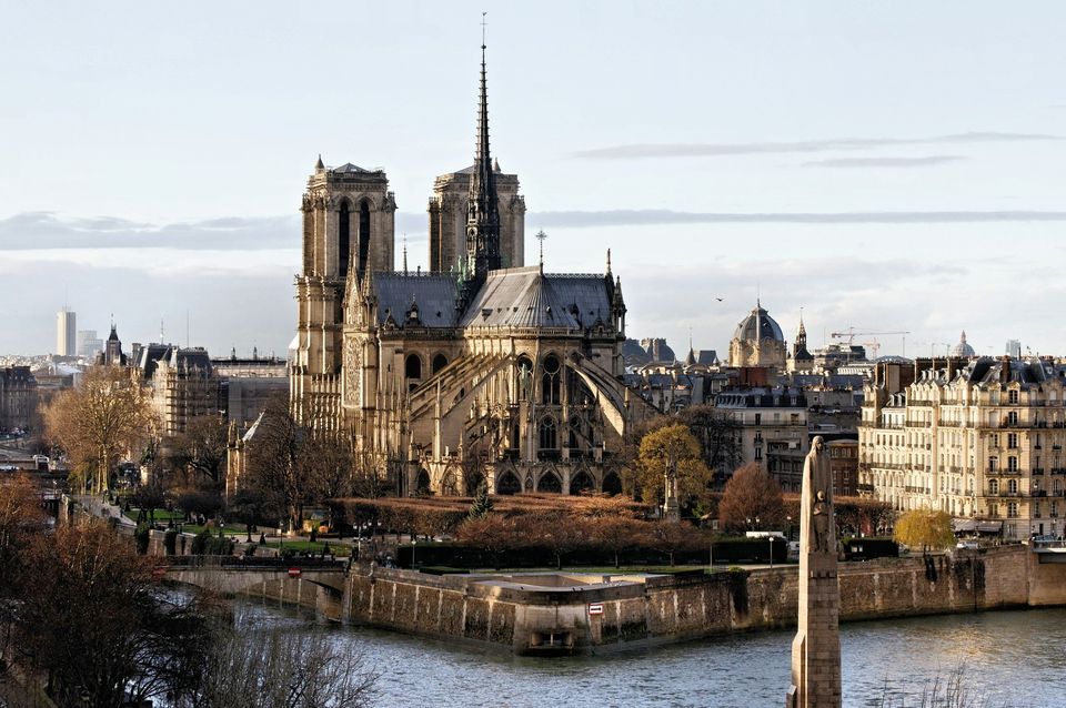 Notre Dame Cathedral Guided Tour  Paris