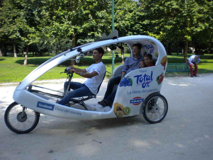 Best of Milan: 2-Hour Rickshaw Tour Milan