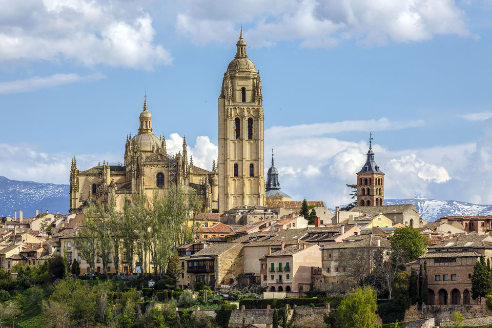 Toledo & Segovia Tour from Madrid with Alcázar Ticket