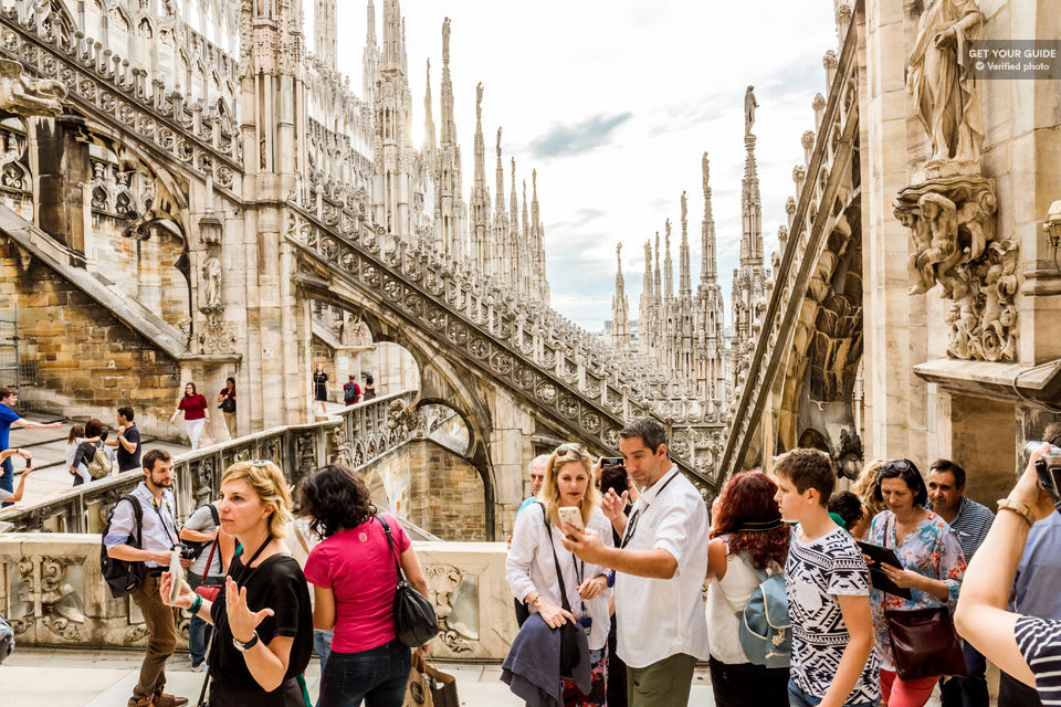 Milan: Skip-the-Line Tour of the Rooftop of the Duomo